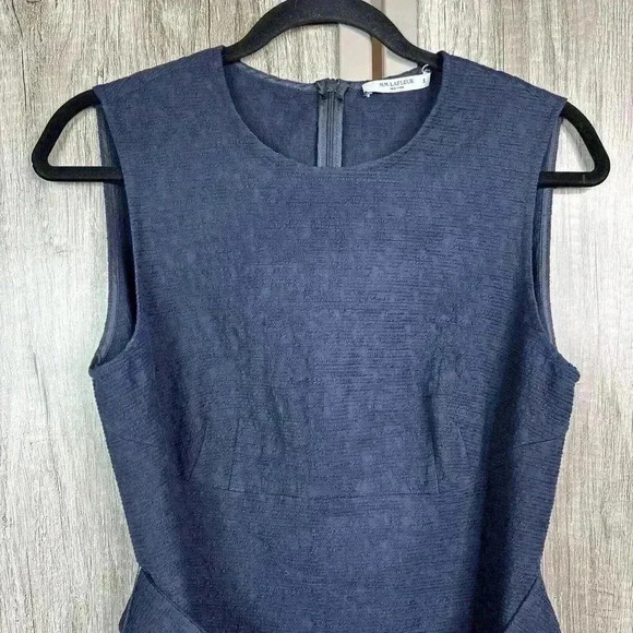 MM Lafleur Tunic Top Belted Sleeveless Textured Navy Blue Size 8 - Picture 5 of 9